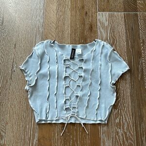 H&M Divided Light Blue Lace Up Short Sleeve Crop Top in Size Small